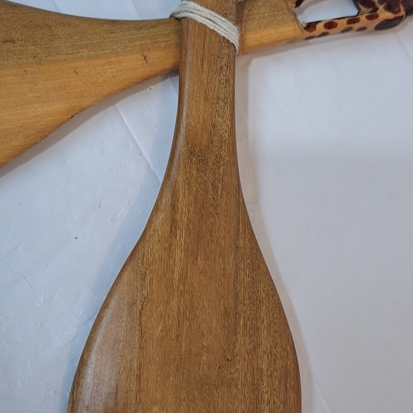 Vintage 1970's Hand Carved Wooden African Serving Utensils Giraffe Handles - Picture 9 of 12